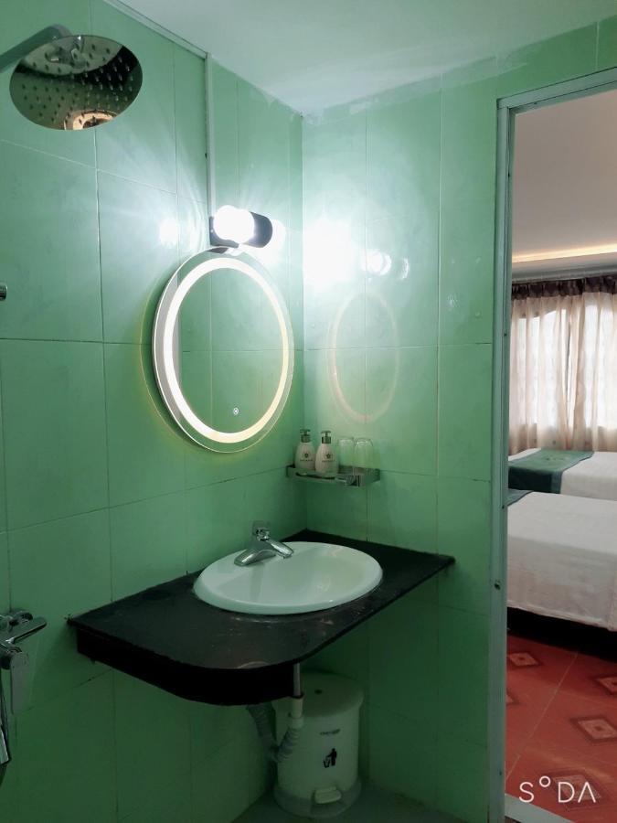 Emerald Hotel Cat Ba Dong Khe Sau Exterior foto